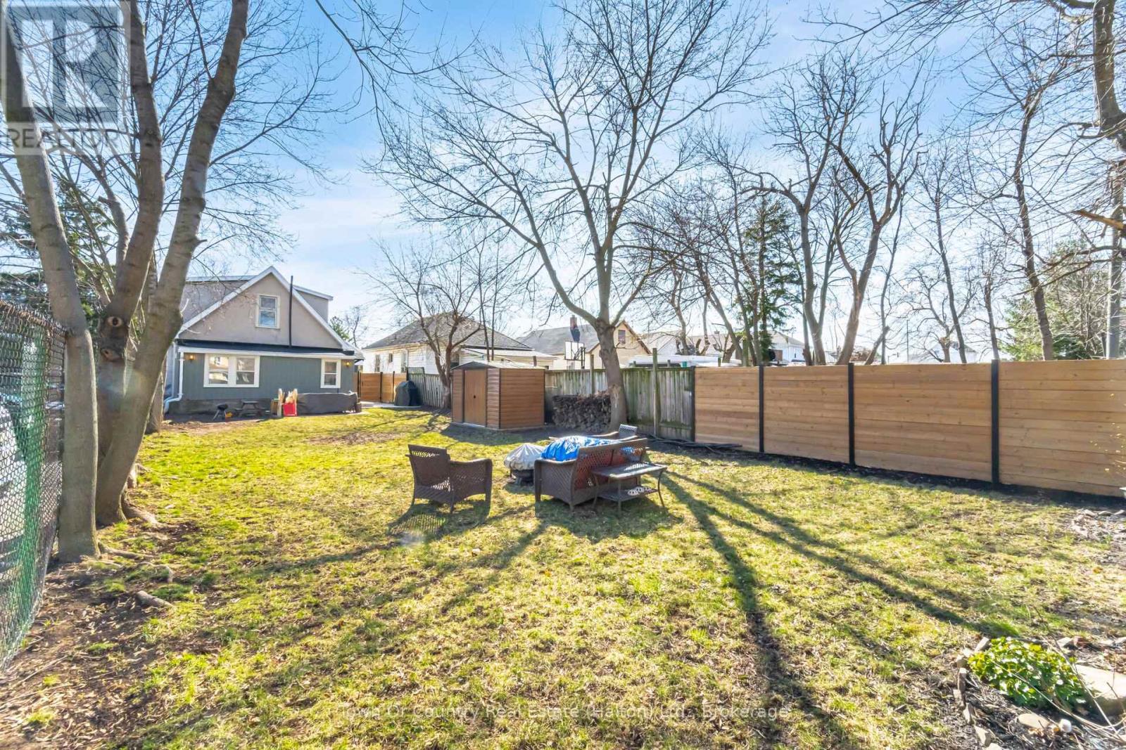 23 Prince Street, St. Catharines, Ontario  L2R 3X6 - Photo 38 - X12917944