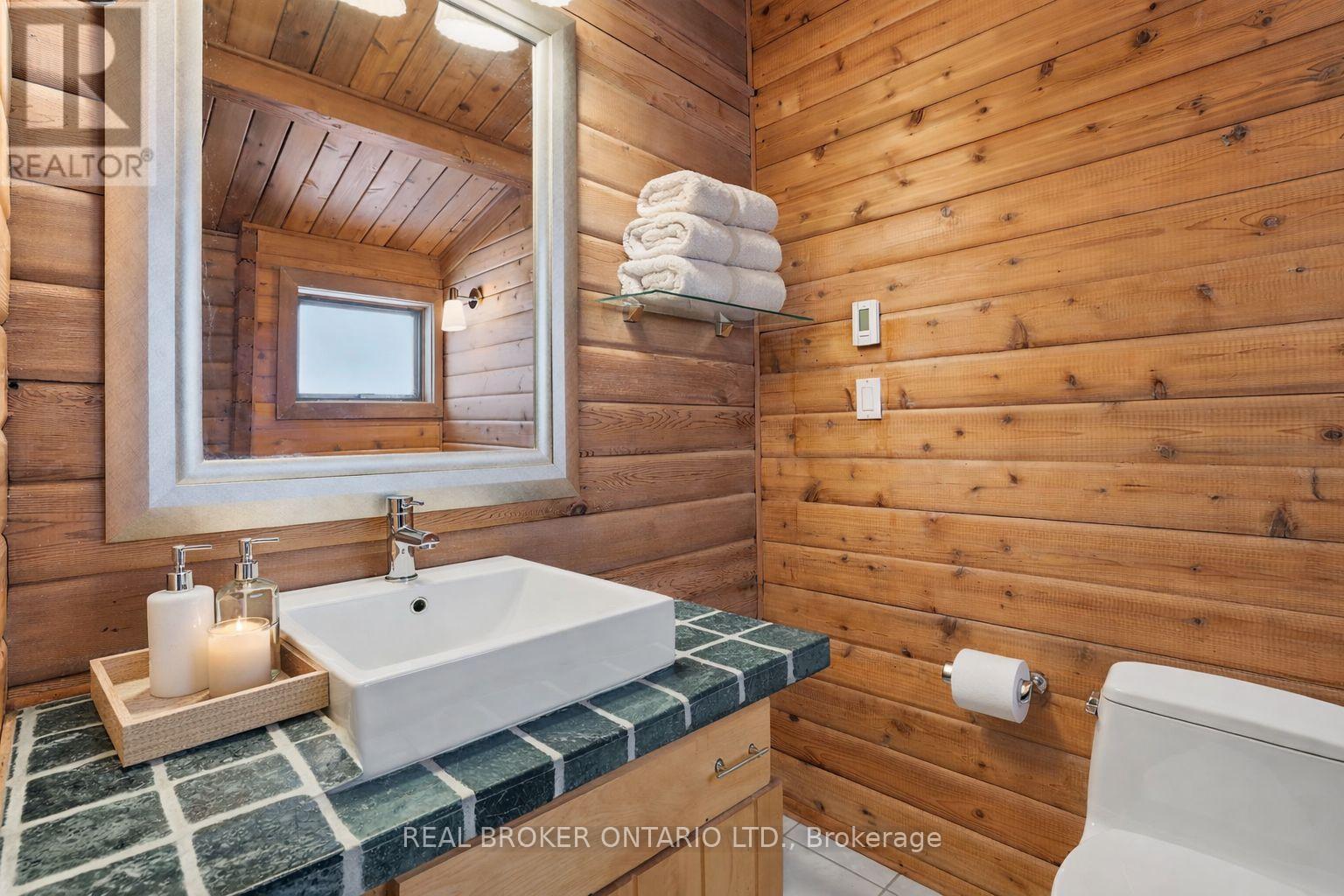 26 Orchard Court, East Gwillimbury, Ontario  L0G 1M0 - Photo 31 - N12827596