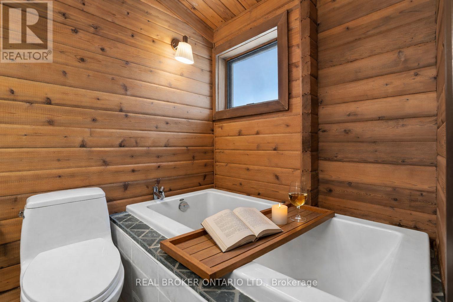 26 Orchard Court, East Gwillimbury, Ontario  L0G 1M0 - Photo 32 - N12827596