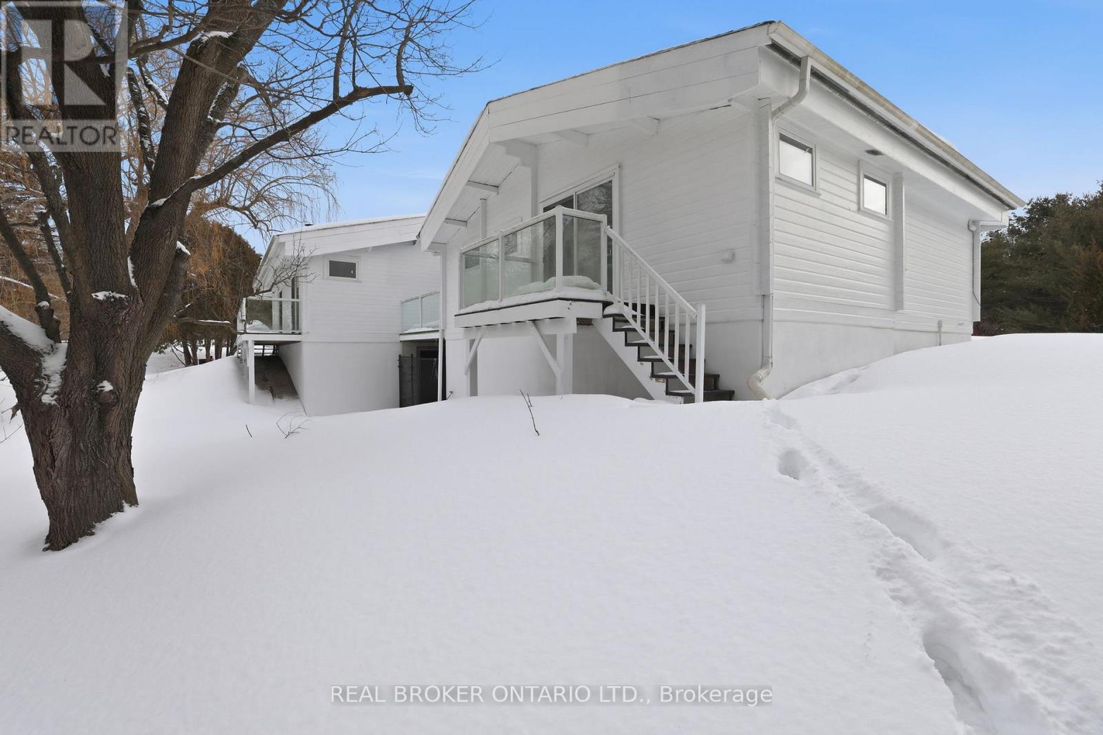 26 Orchard Court, East Gwillimbury, Ontario  L0G 1M0 - Photo 36 - N12827596