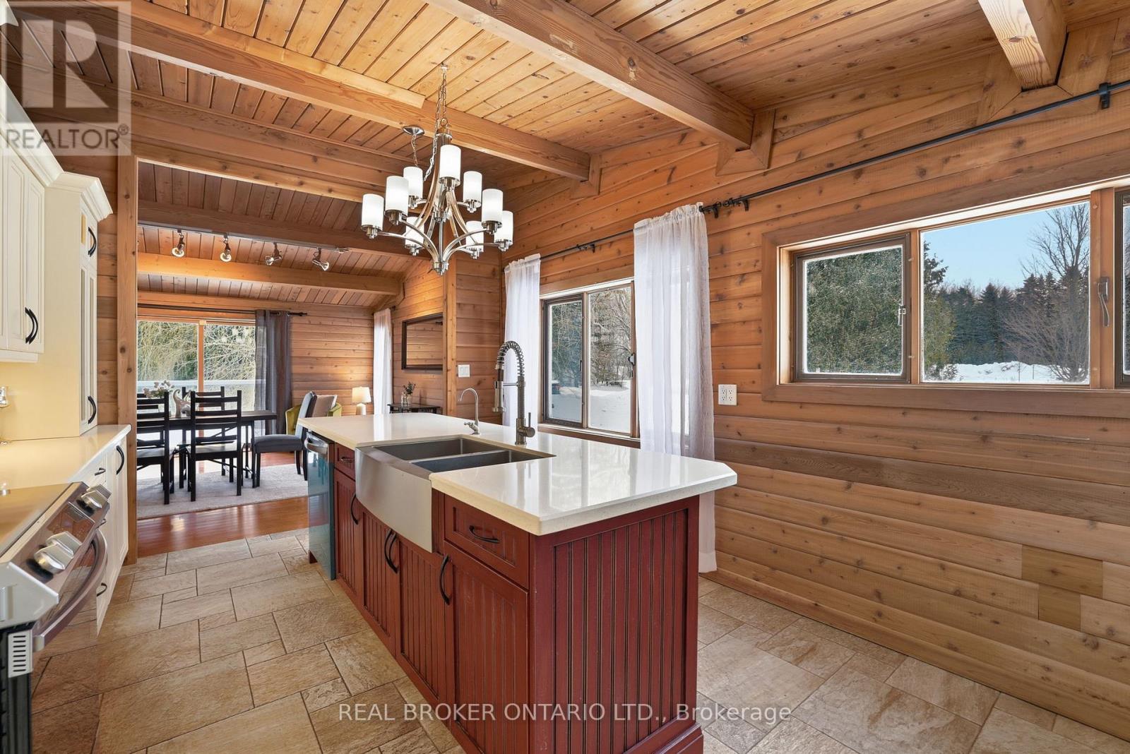 26 Orchard Court, East Gwillimbury, Ontario  L0G 1M0 - Photo 9 - N12827596