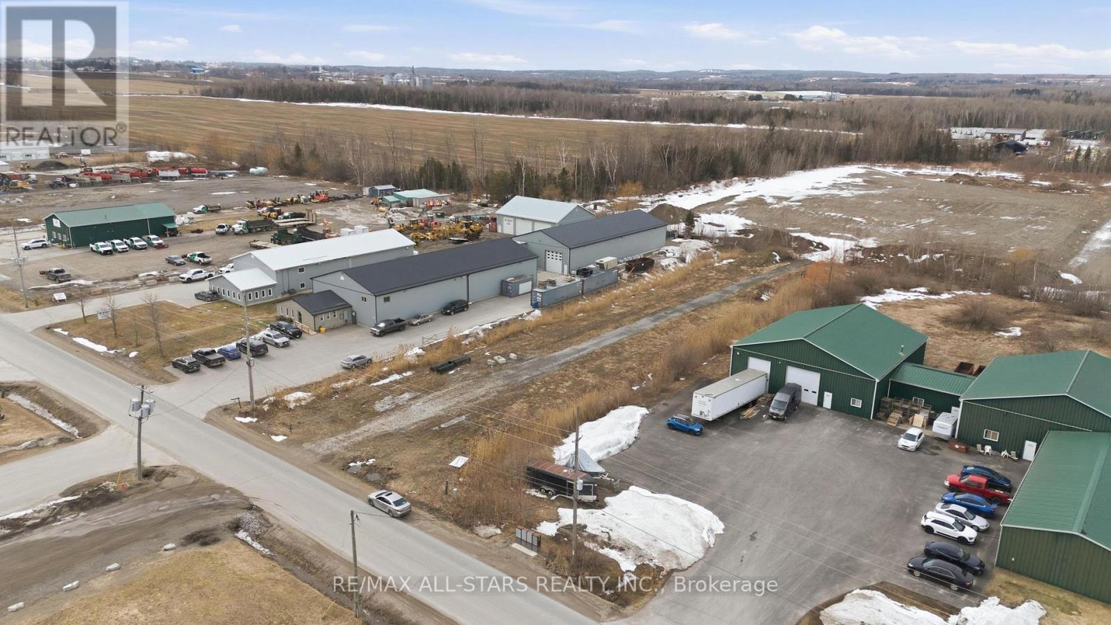 132 North Port Road, Scugog, Ontario  L9L 1B2 - Photo 5 - E12910440