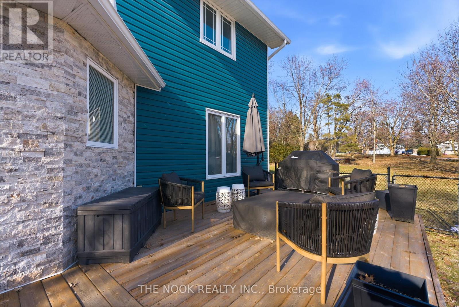 15 Hillside Drive, Clarington, Ontario  L0B 1J0 - Photo 35 - E12917914