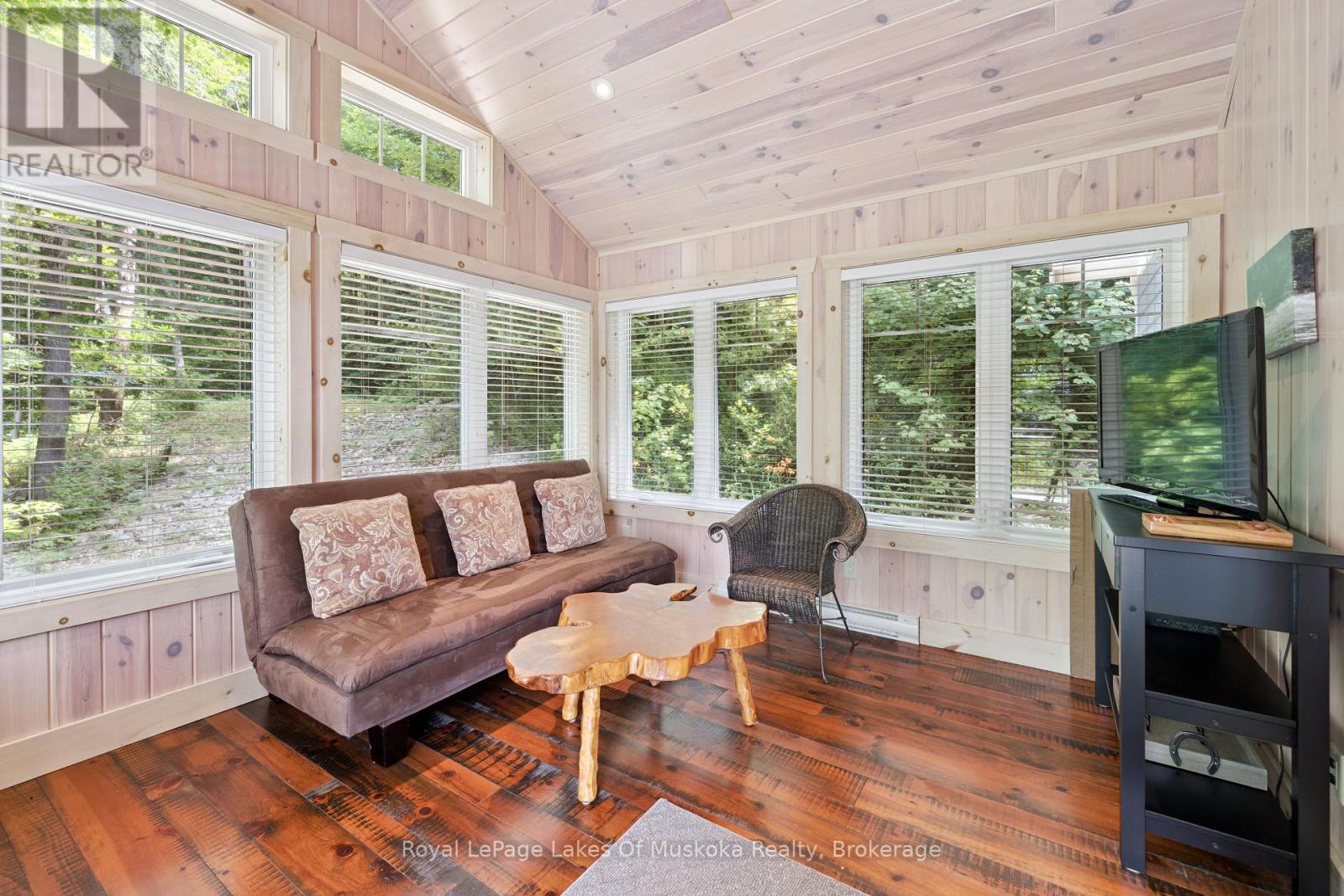 16368 Kawagama-Dennison Island, Dysart Et Al, Ontario  K0M 1S0 - Photo 4 - X12917926