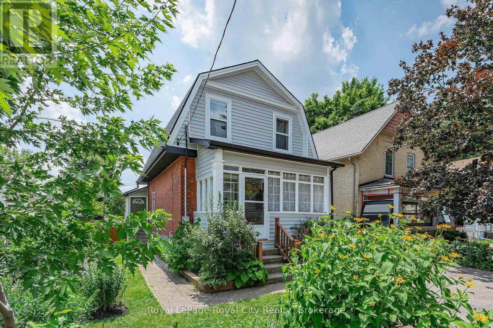 137 PERTH STREET, Stratford, Ontario