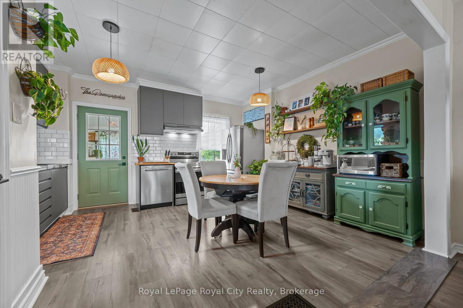 137 Perth Street, Stratford, Ontario  N5A 3Y1 - Photo 12 - X12917938