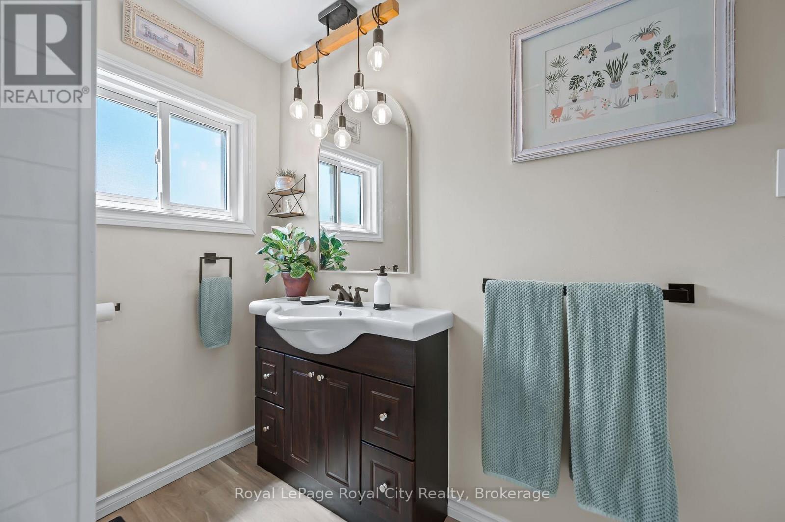 137 Perth Street, Stratford, Ontario  N5A 3Y1 - Photo 24 - X12917938