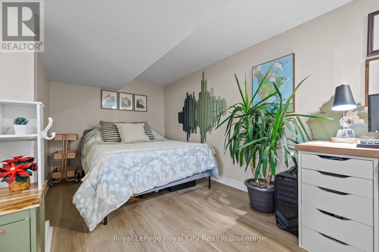 137 Perth Street, Stratford, Ontario  N5A 3Y1 - Photo 30 - X12917938