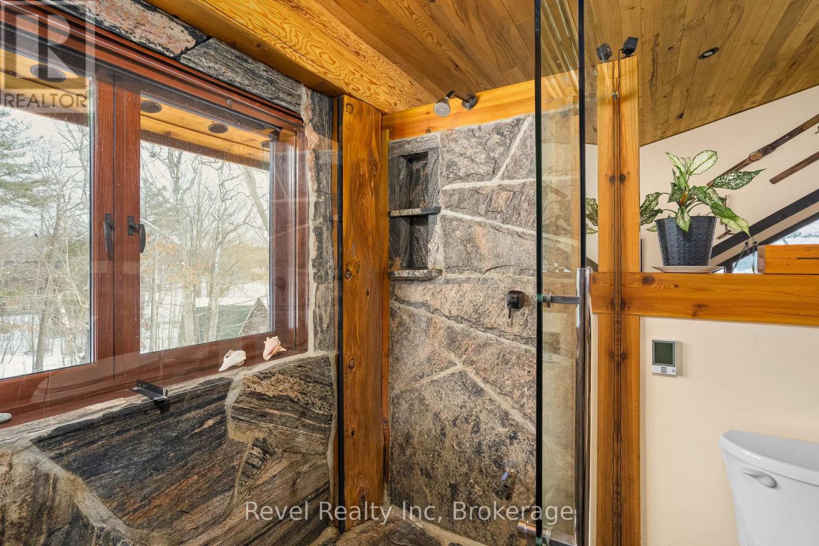 189 Koetsier Lane, Georgian Bay, Ontario  P0E 1E0 - Photo 19 - X12918002