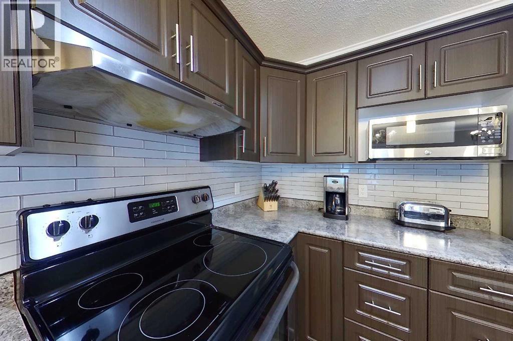 4322 18 Avenue, Edson, Alberta  T7E 0C1 - Photo 3 - A2293218