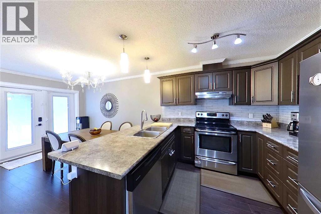 4322 18 Avenue, Edson, Alberta  T7E 0C1 - Photo 2 - A2293218