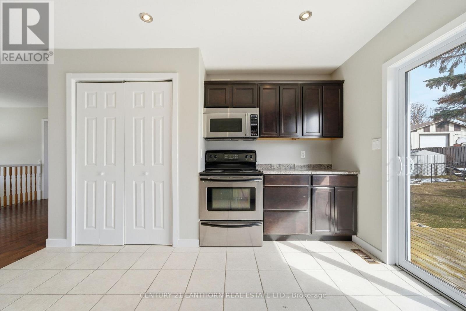 152 Cannifton Road N, Belleville, Ontario  K8P 2T1 - Photo 14 - X12917942