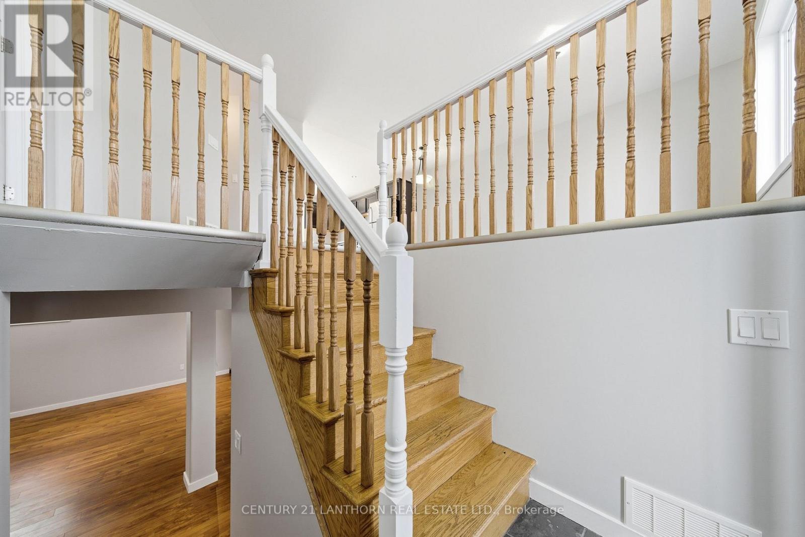 152 Cannifton Road N, Belleville, Ontario  K8P 2T1 - Photo 5 - X12917942