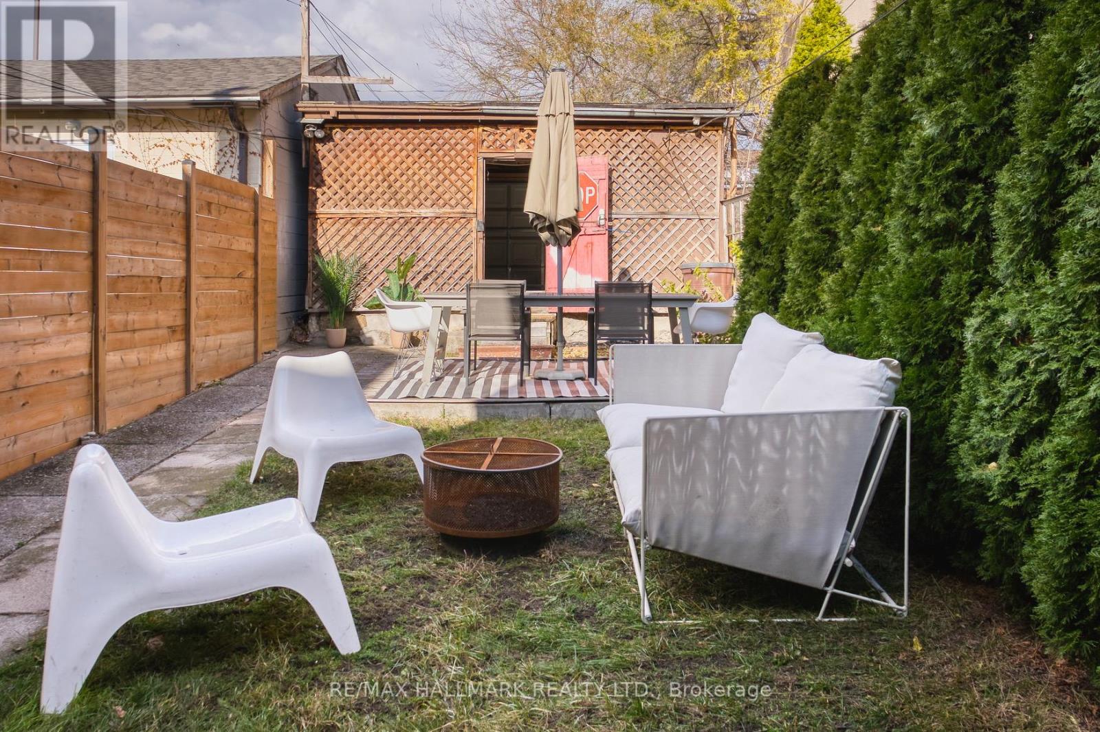 38 Halton Street, Toronto, Ontario  M6J 1R3 - Photo 12 - C12917920