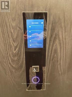 88 Queen Street E, Toronto, Ontario  M5C 0B6 - Photo 2 - C12917954