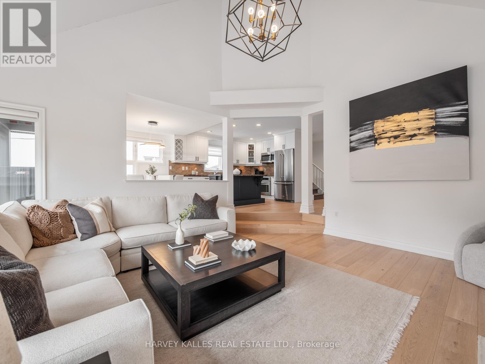 431 Douglas Avenue, Toronto, Ontario  M5M 1H3 - Photo 10 - C12918004