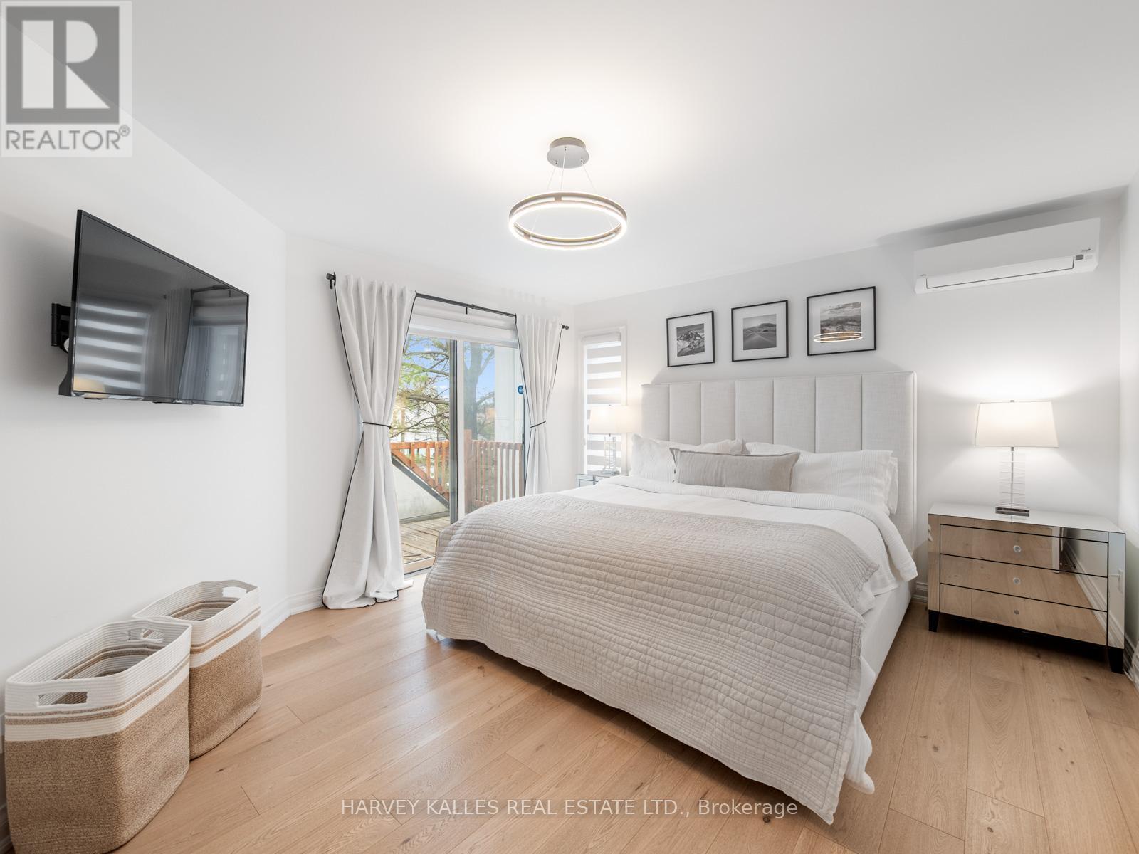 431 Douglas Avenue, Toronto, Ontario  M5M 1H3 - Photo 18 - C12918004