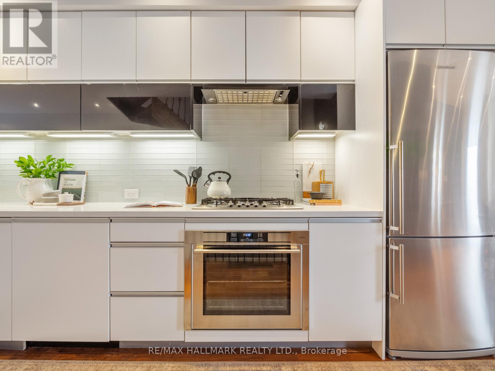 246b Scarborough Road, Toronto, Ontario  M4E 3M8 - Photo 11 - E12917902