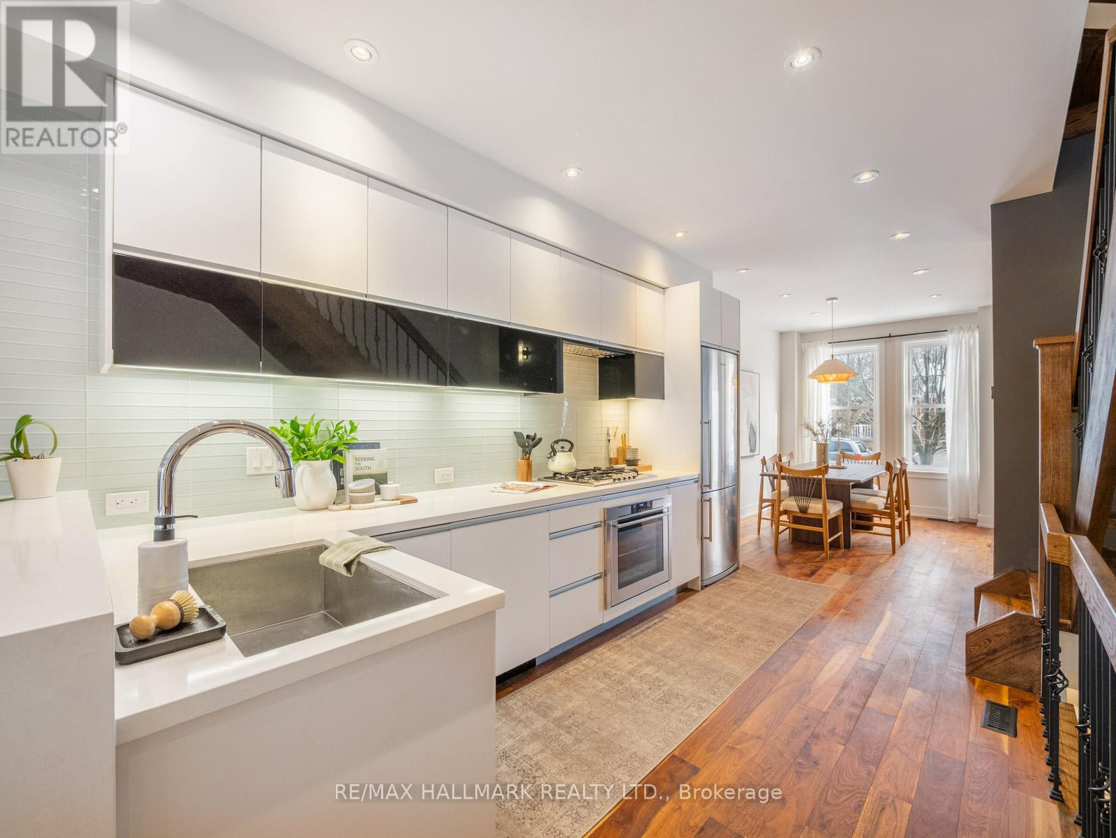 246b Scarborough Road, Toronto, Ontario  M4E 3M8 - Photo 12 - E12917902