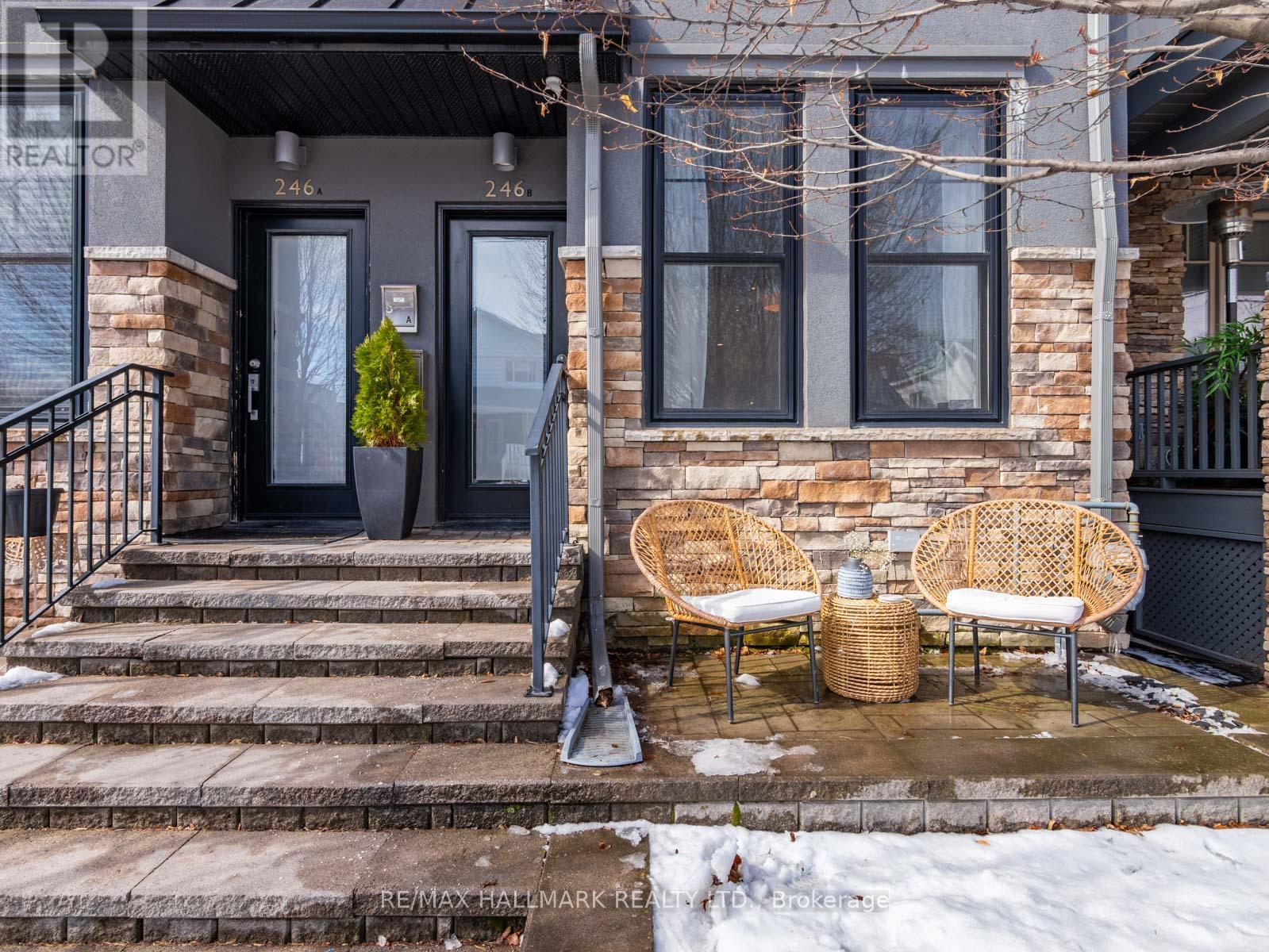 246b Scarborough Road, Toronto, Ontario  M4E 3M8 - Photo 2 - E12917902