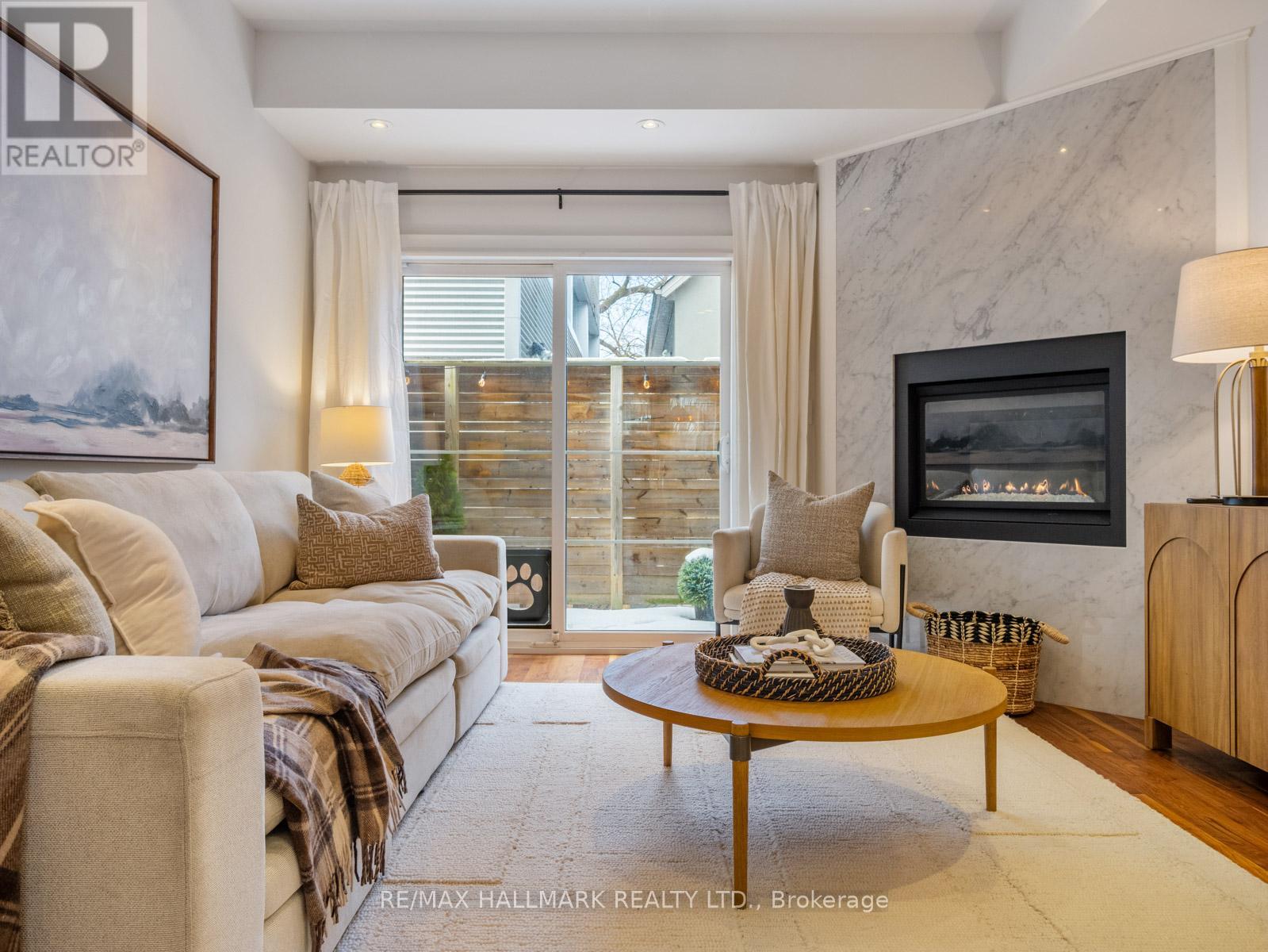 246b Scarborough Road, Toronto, Ontario  M4E 3M8 - Photo 4 - E12917902