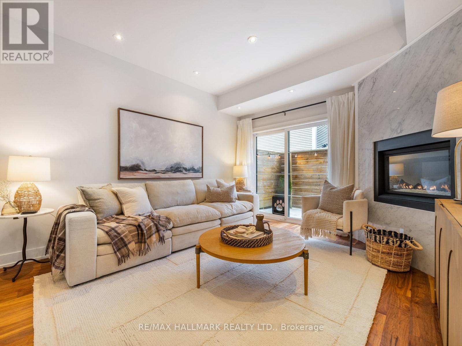 246b Scarborough Road, Toronto, Ontario  M4E 3M8 - Photo 5 - E12917902