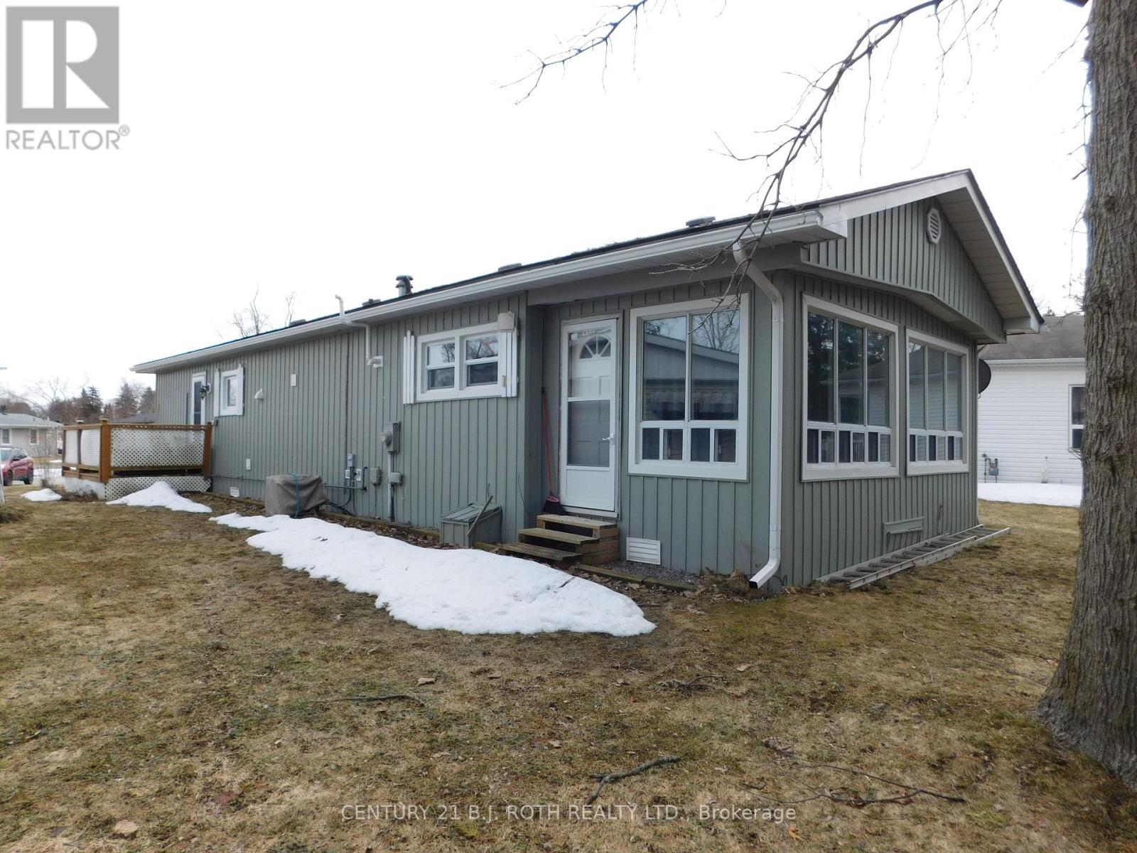 13 Recreation Drive, Innisfil, Ontario  L9S 1N5 - Photo 5 - N12917918