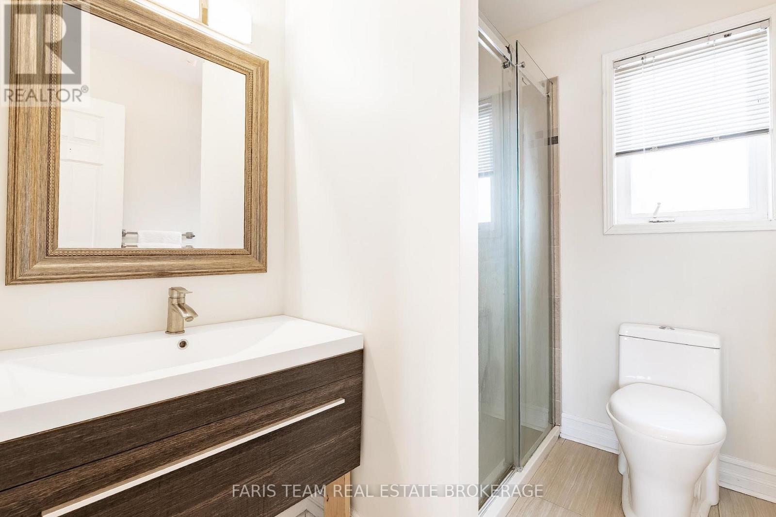 11 Lookout Street, Essa, Ontario  L3W 0C3 - Photo 14 - N12917956