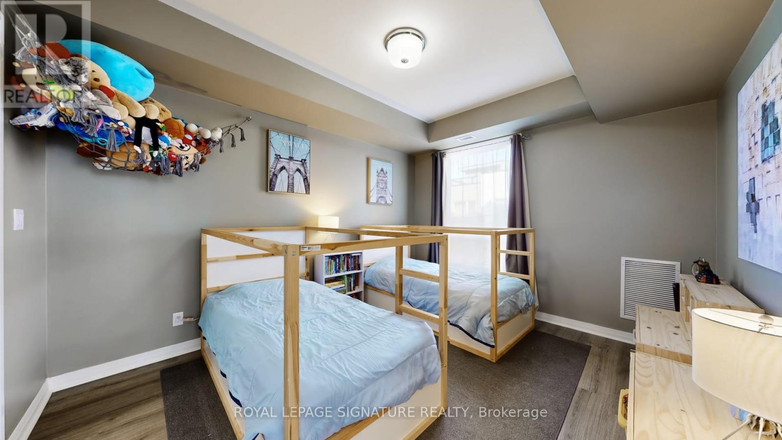 305 - 58 Adam Sellers Street, Markham, Ontario  L6B 1P5 - Photo 10 - N12917958