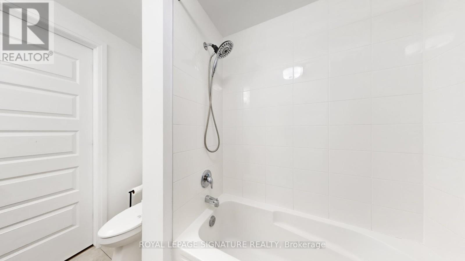 305 - 58 Adam Sellers Street, Markham, Ontario  L6B 1P5 - Photo 12 - N12917958