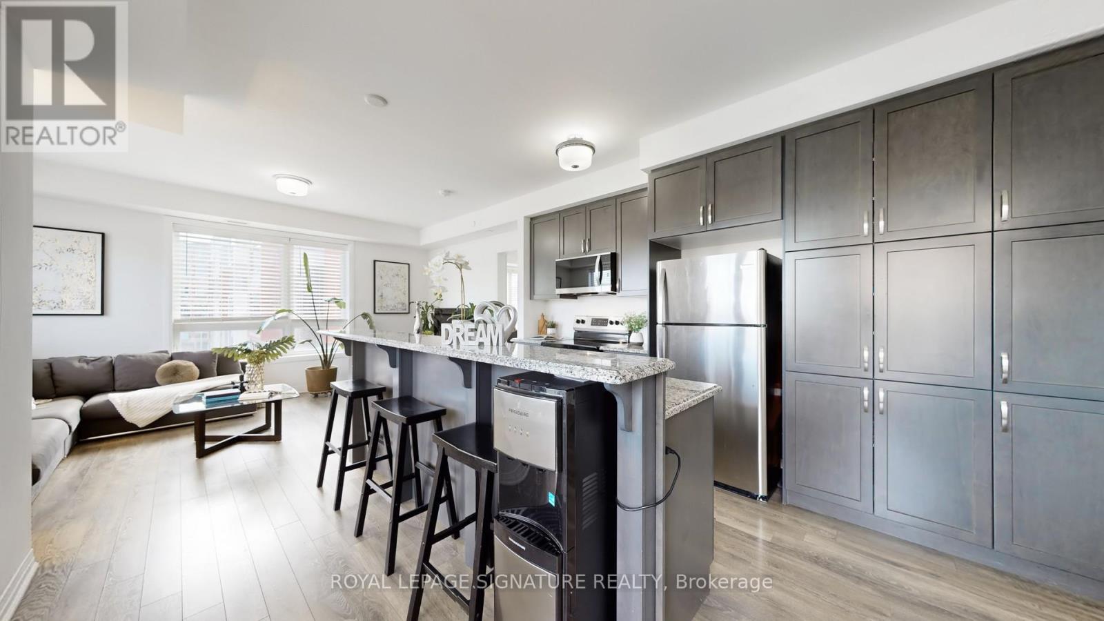 305 - 58 Adam Sellers Street, Markham, Ontario  L6B 1P5 - Photo 6 - N12917958