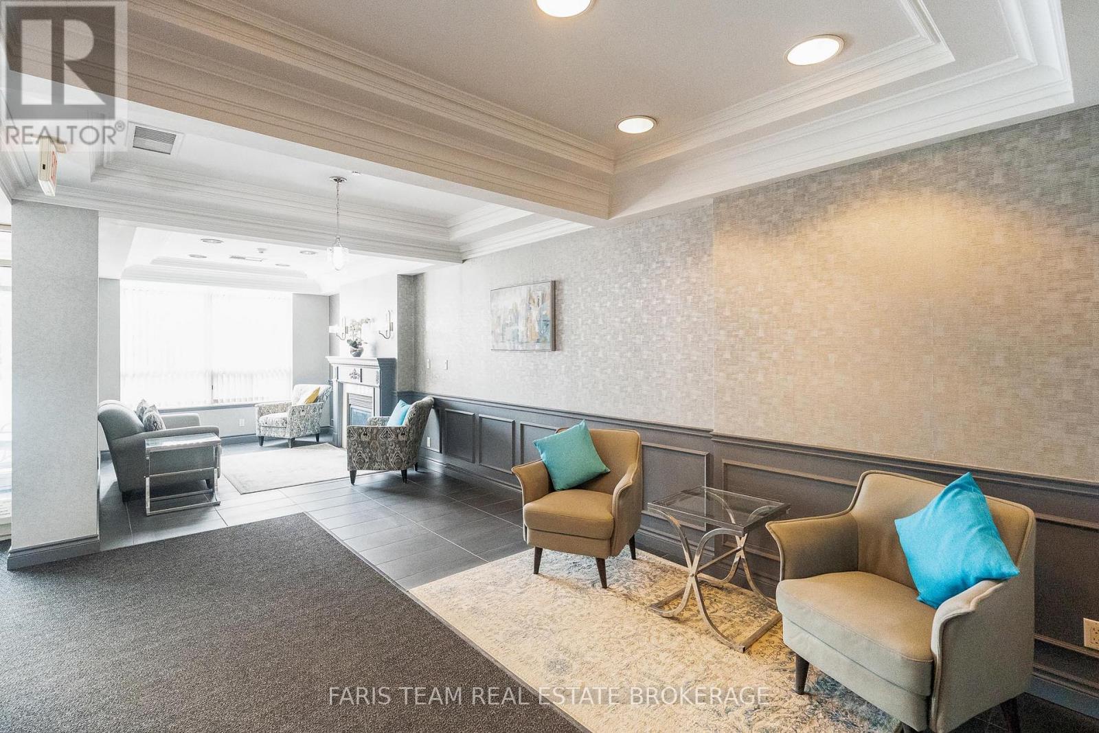 305 - 4 Briar Hill Heights, New Tecumseth, Ontario  L9R 1Z7 - Photo 5 - N12917968