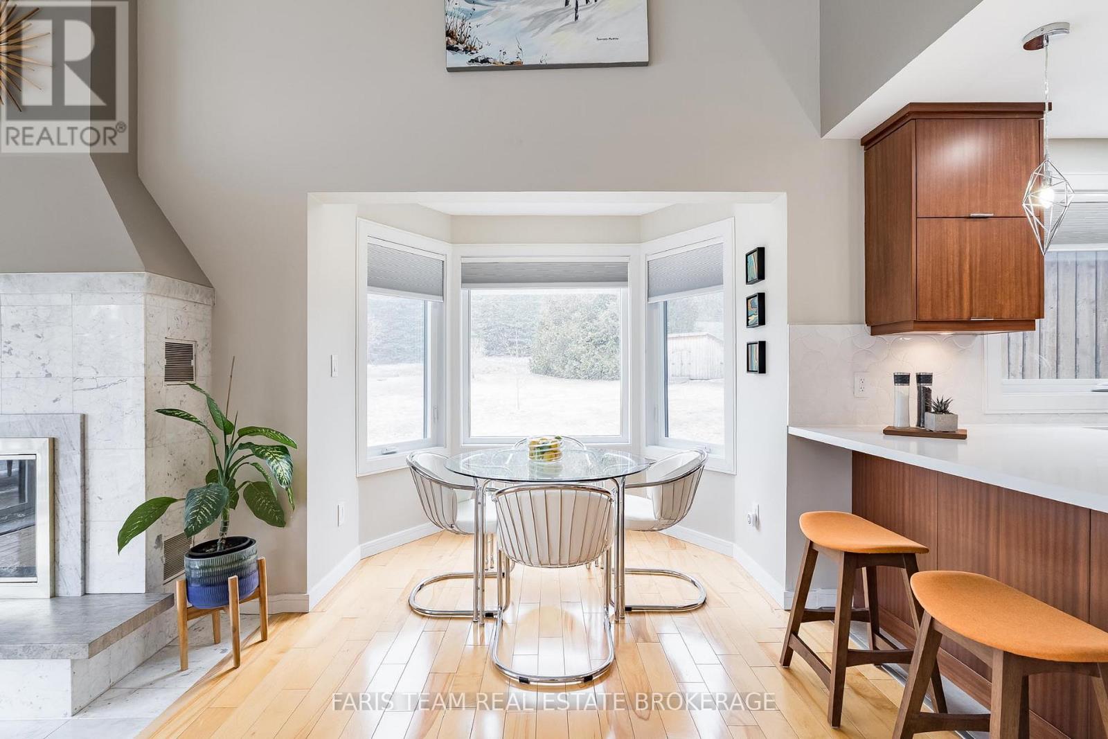 4 Earl Rowe Court, Adjala-Tosorontio, Ontario  L9R 1V3 - Photo 12 - N12917976