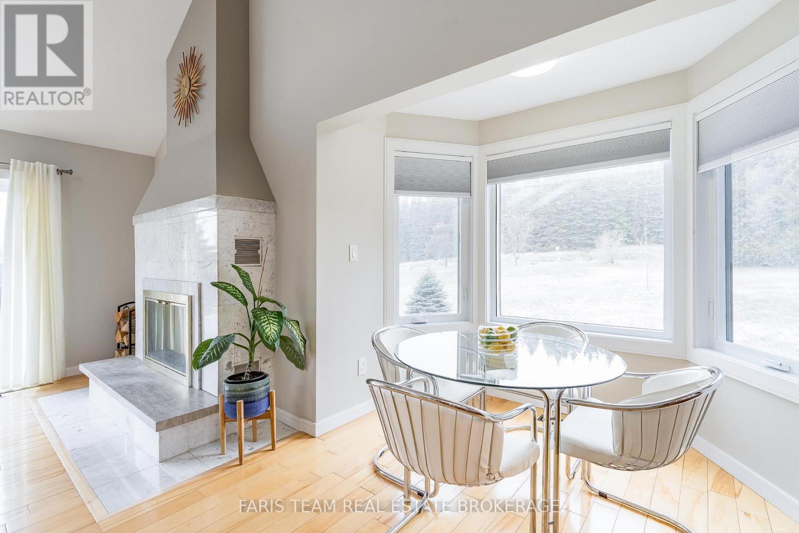 4 Earl Rowe Court, Adjala-Tosorontio, Ontario  L9R 1V3 - Photo 13 - N12917976