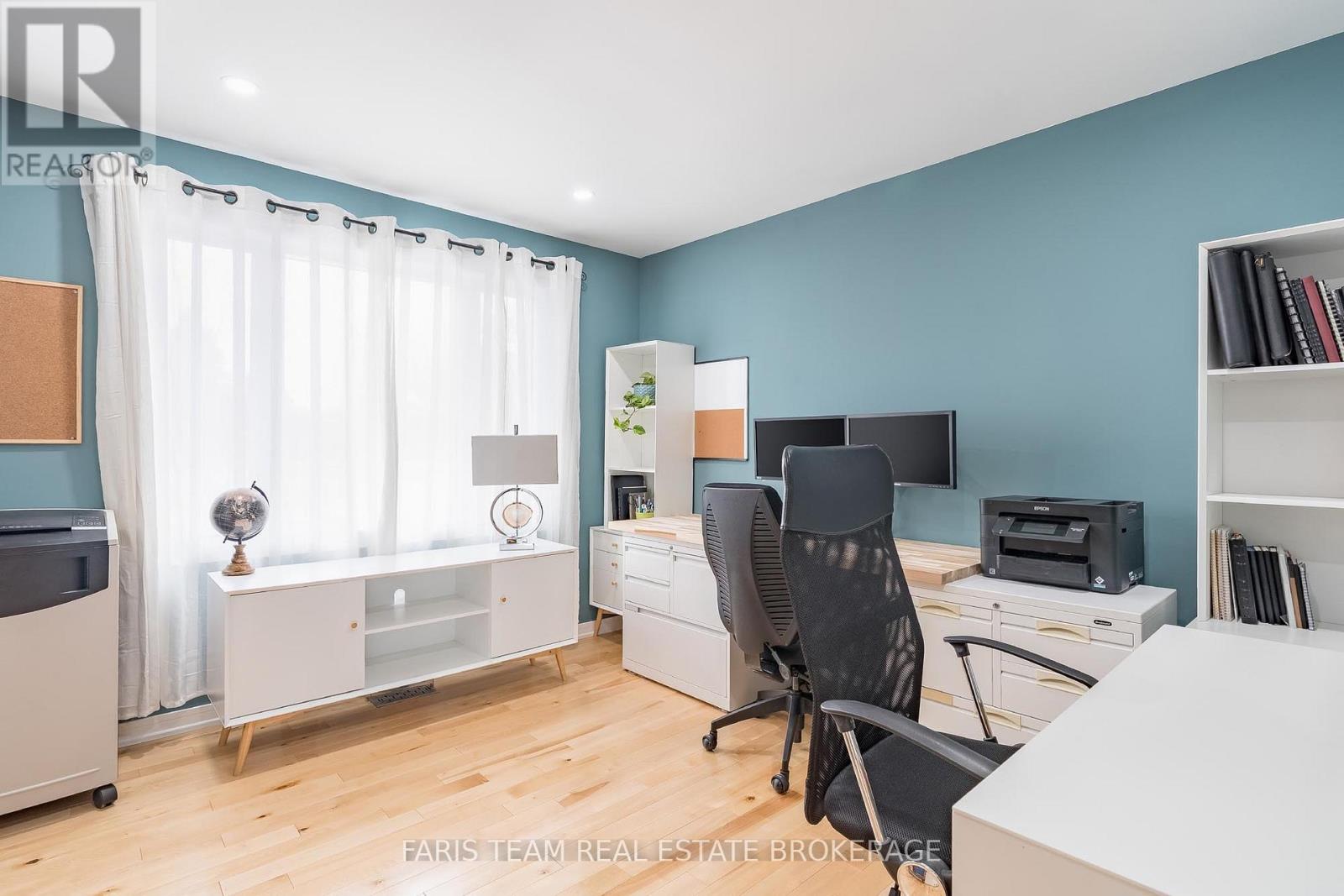 4 Earl Rowe Court, Adjala-Tosorontio, Ontario  L9R 1V3 - Photo 24 - N12917976