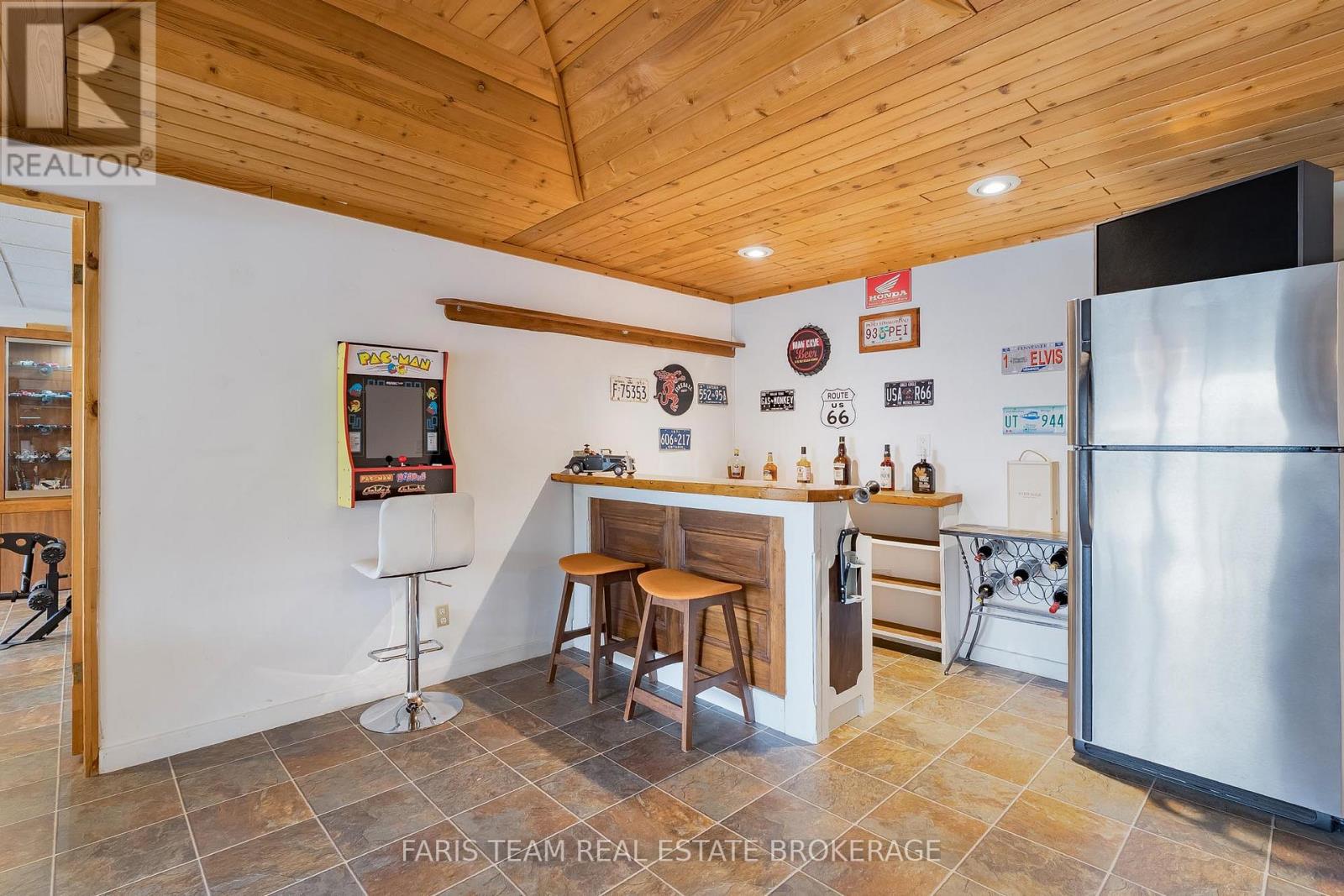 4 Earl Rowe Court, Adjala-Tosorontio, Ontario  L9R 1V3 - Photo 28 - N12917976