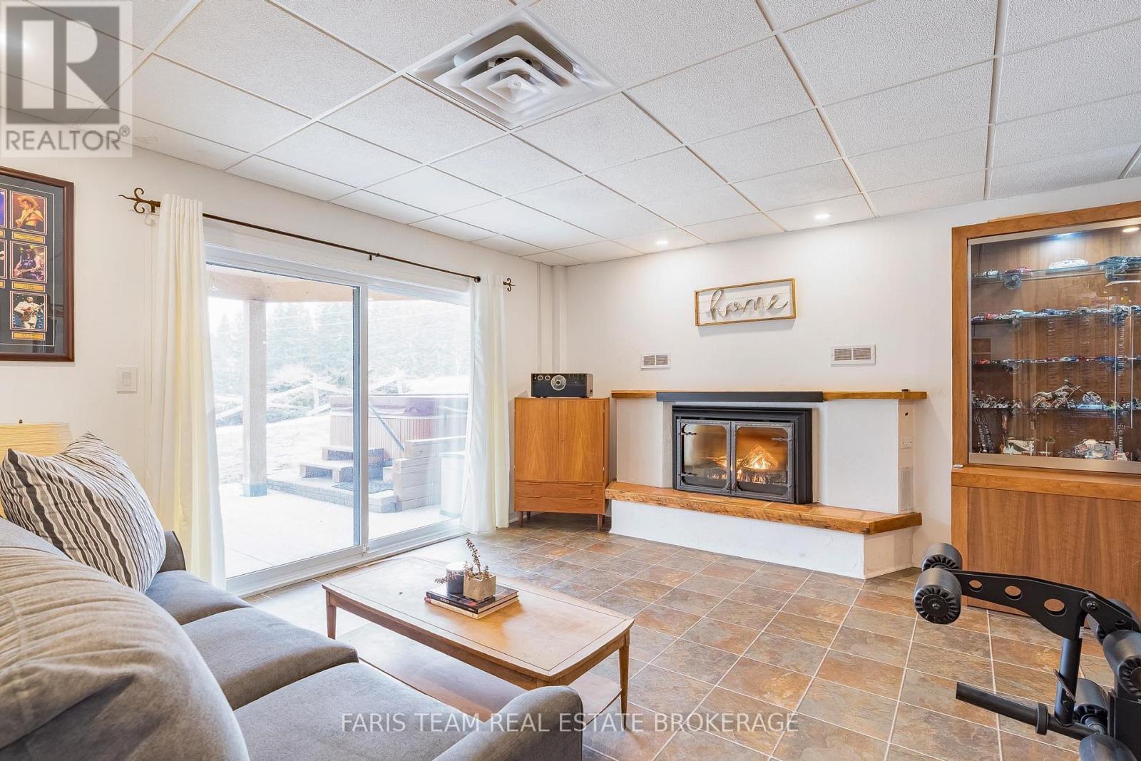 4 Earl Rowe Court, Adjala-Tosorontio, Ontario  L9R 1V3 - Photo 33 - N12917976