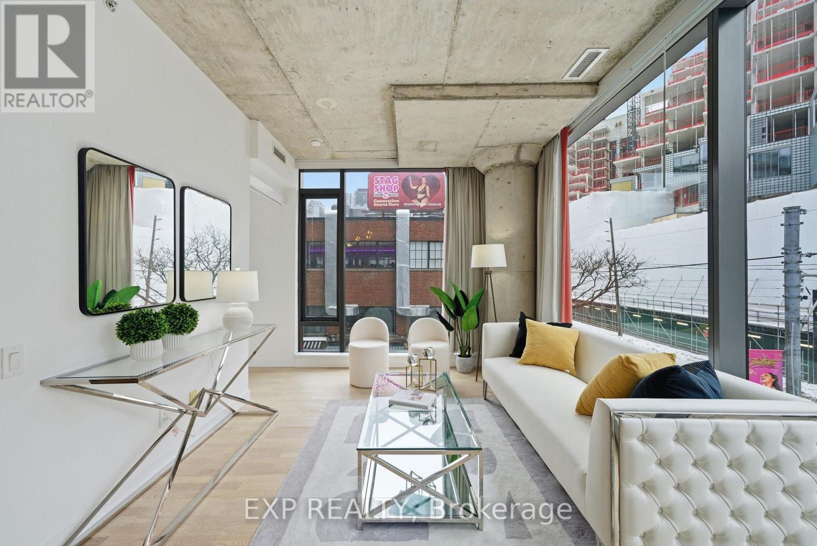 213 - 560 King Street W, Toronto, Ontario  M5V 0L6 - Photo 16 - C12917806