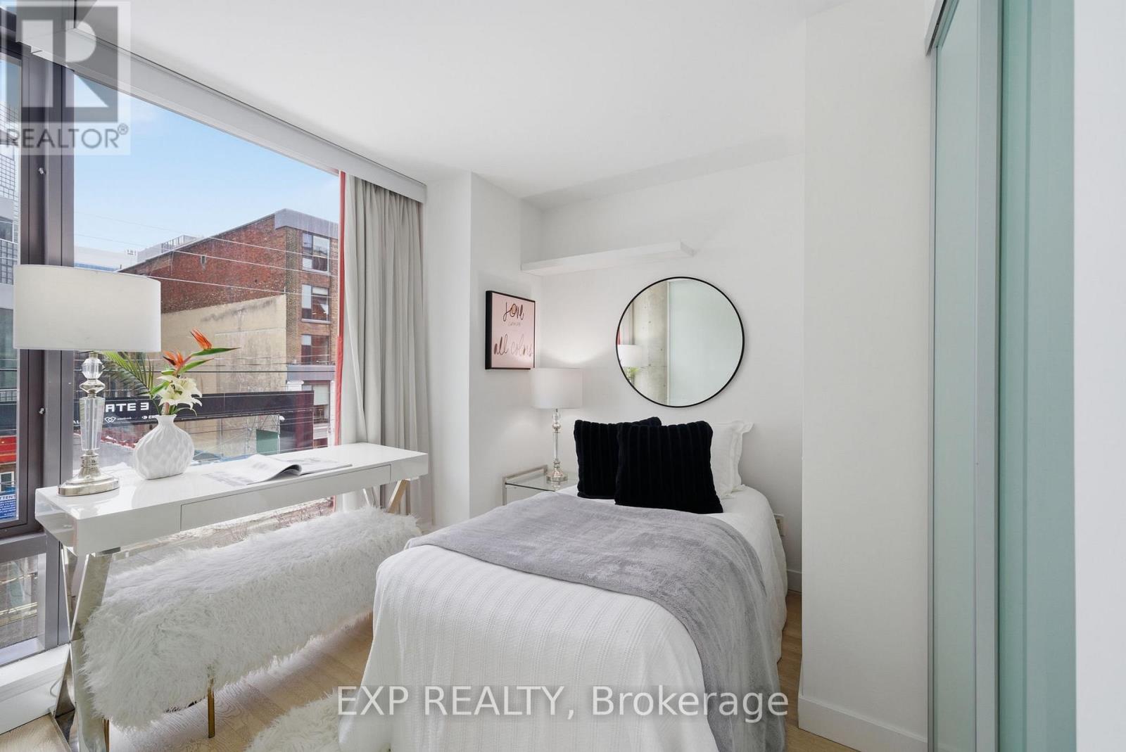 213 - 560 King Street W, Toronto, Ontario  M5V 0L6 - Photo 23 - C12917806
