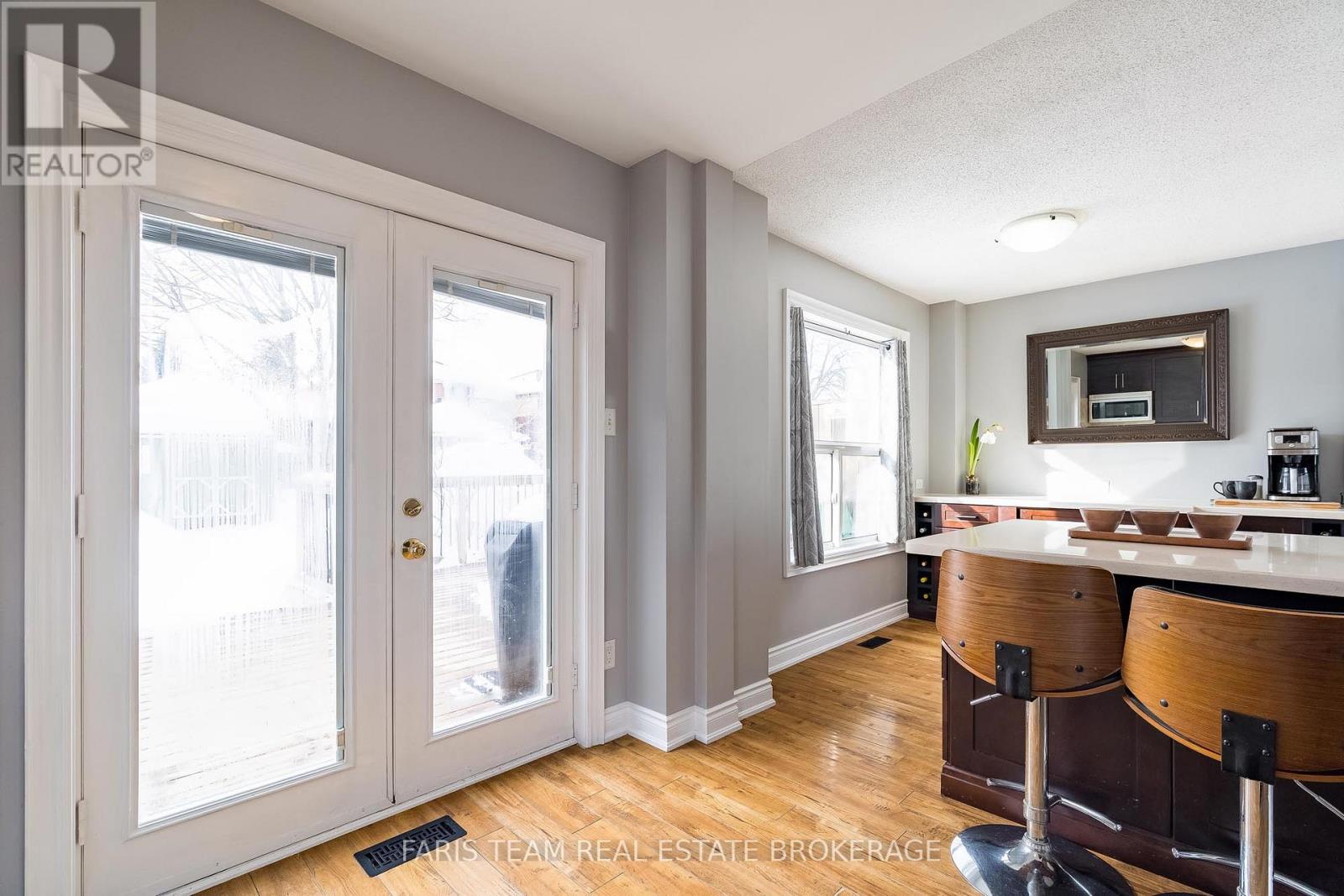 14 Nightingale Crescent, Barrie, Ontario  L4N 8A3 - Photo 10 - S12917986