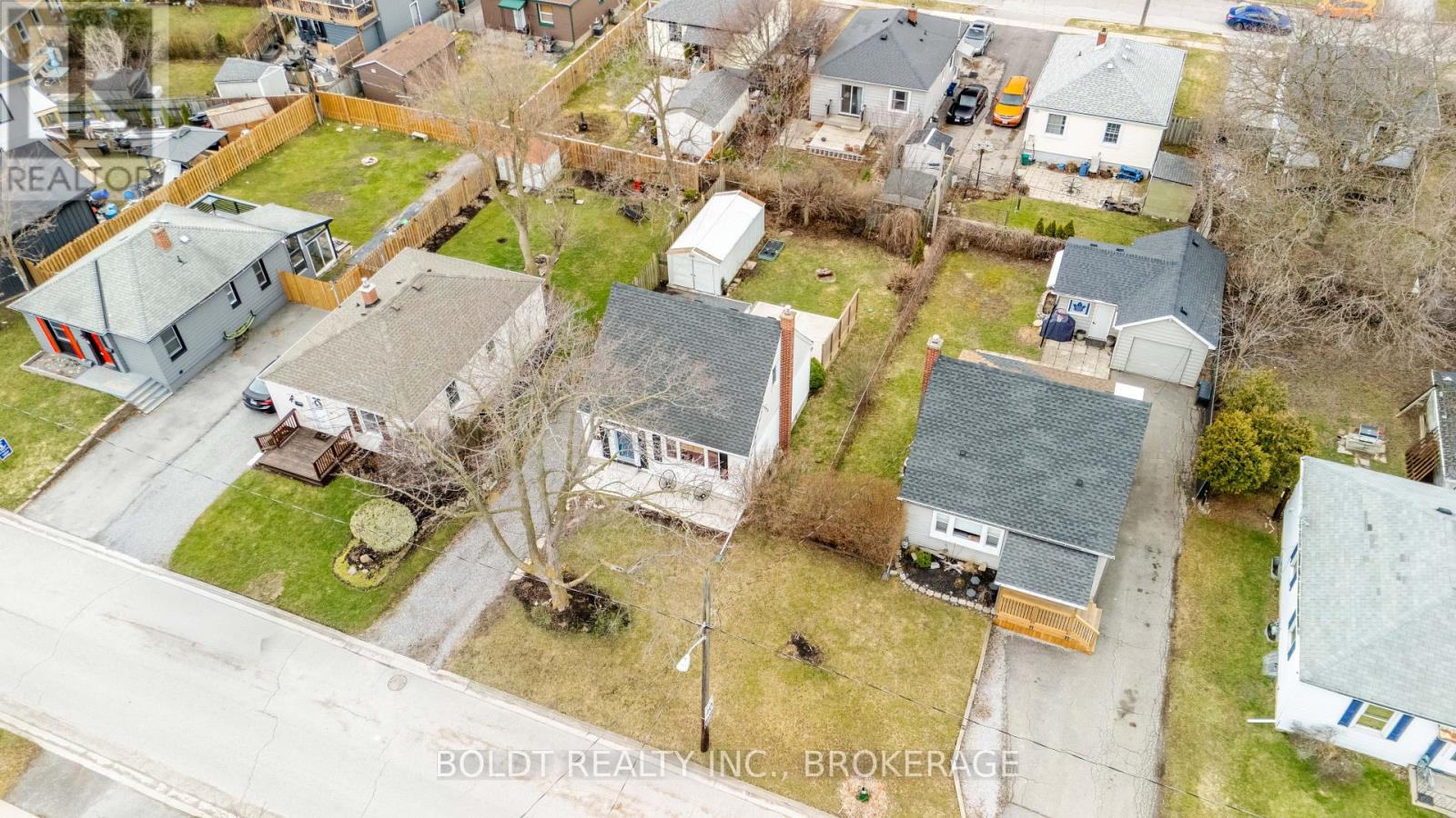 12 Princess Street, St. Catharines, Ontario  L2P 2P9 - Photo 34 - X12860350