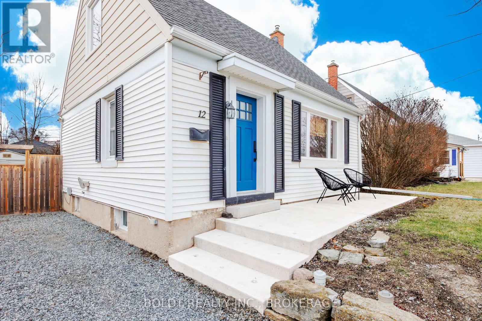 12 Princess Street, St. Catharines, Ontario  L2P 2P9 - Photo 6 - X12860350