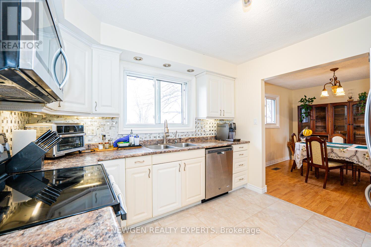 9049 Dublin Line, Halton Hills, Ontario  L9T 2X7 - Photo 10 - W12917904