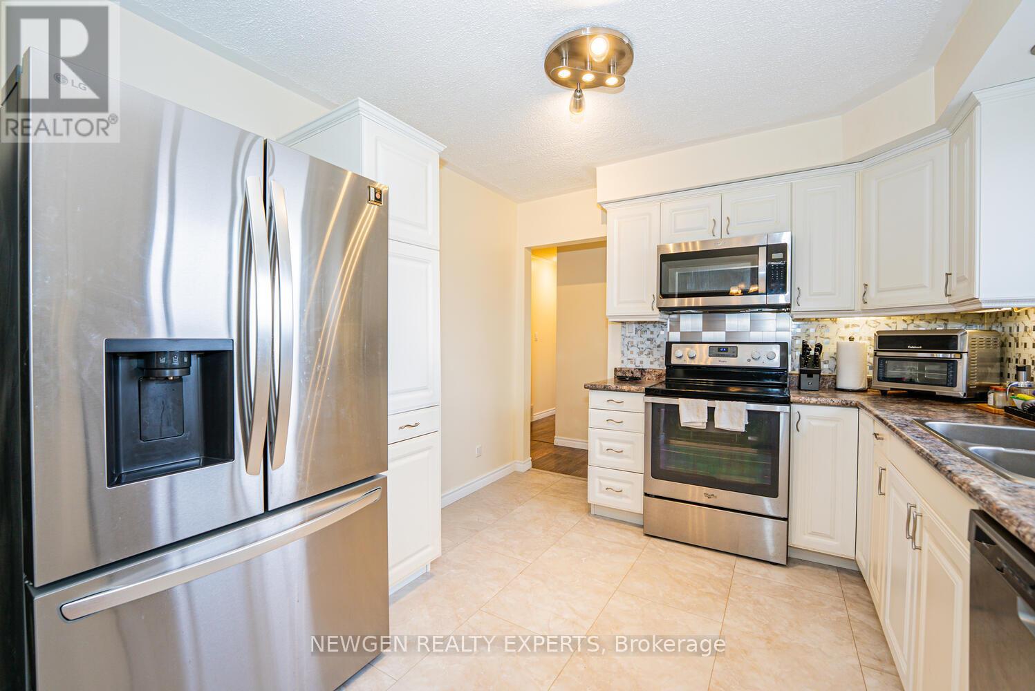 9049 Dublin Line, Halton Hills, Ontario  L9T 2X7 - Photo 13 - W12917904