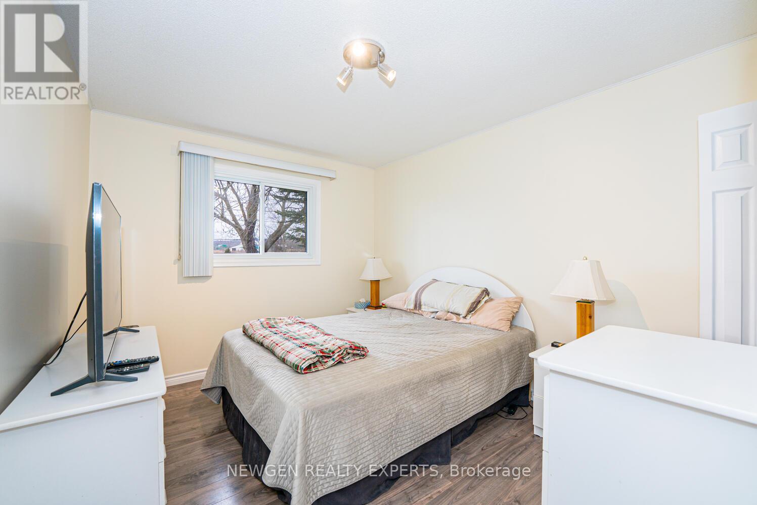 9049 Dublin Line, Halton Hills, Ontario  L9T 2X7 - Photo 18 - W12917904