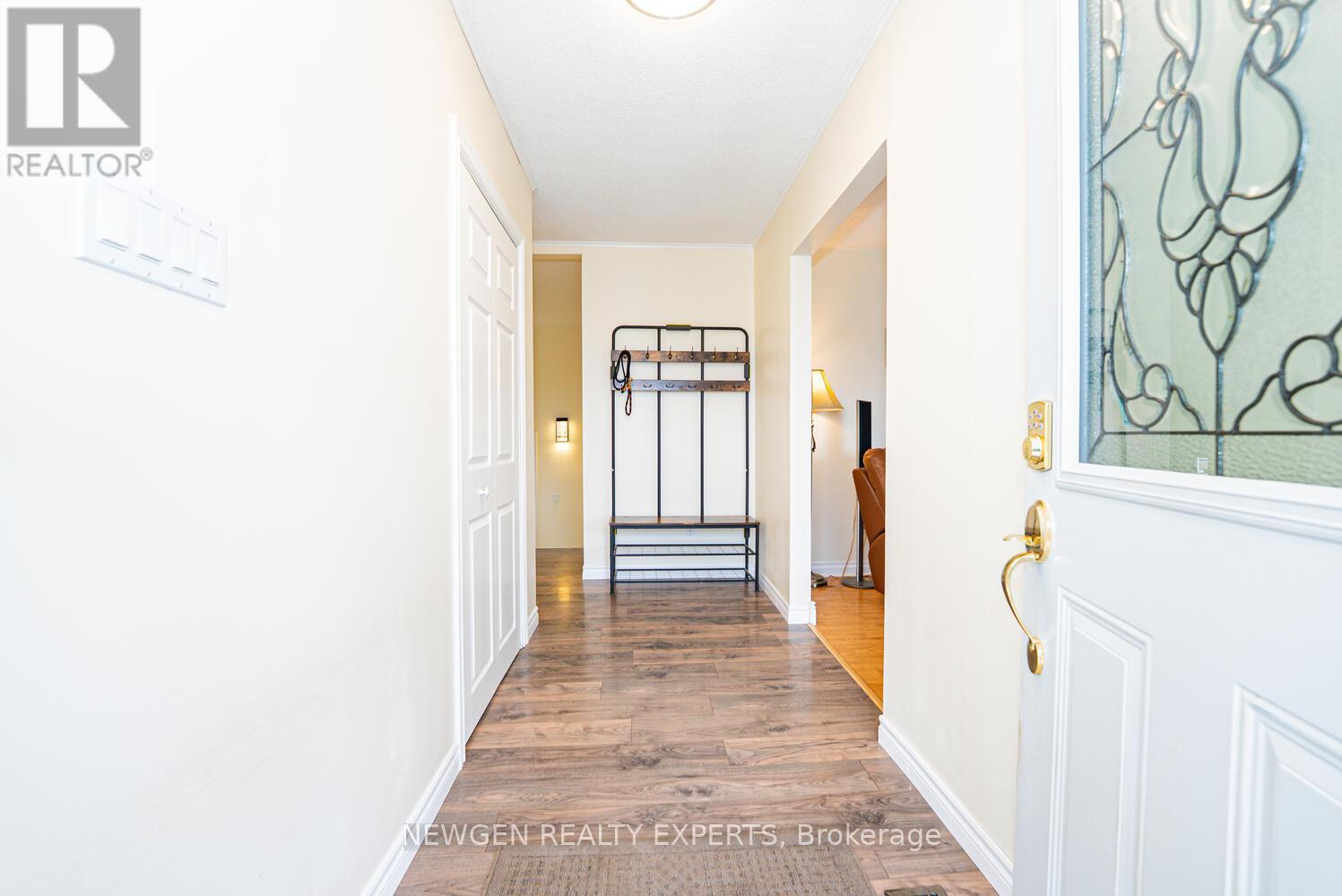 9049 Dublin Line, Halton Hills, Ontario  L9T 2X7 - Photo 6 - W12917904