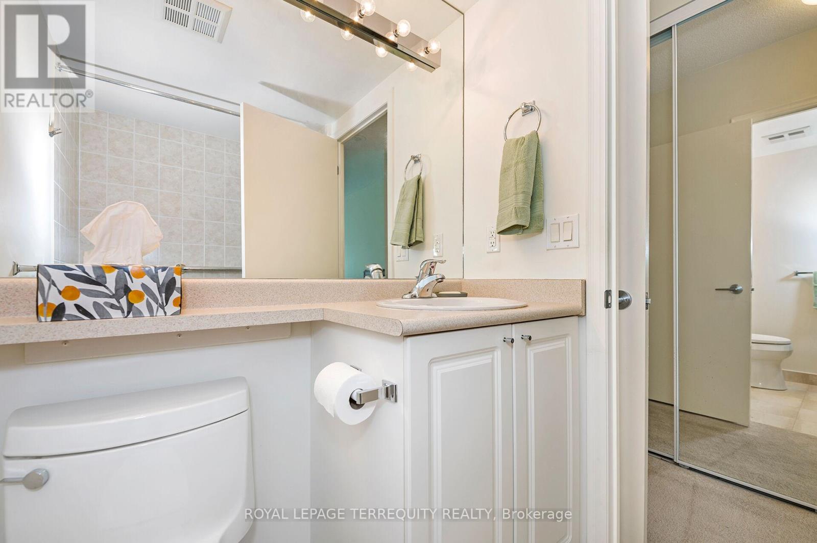 604 - 38 Fontenay Court, Toronto, Ontario  M9A 5H5 - Photo 12 - W12917936