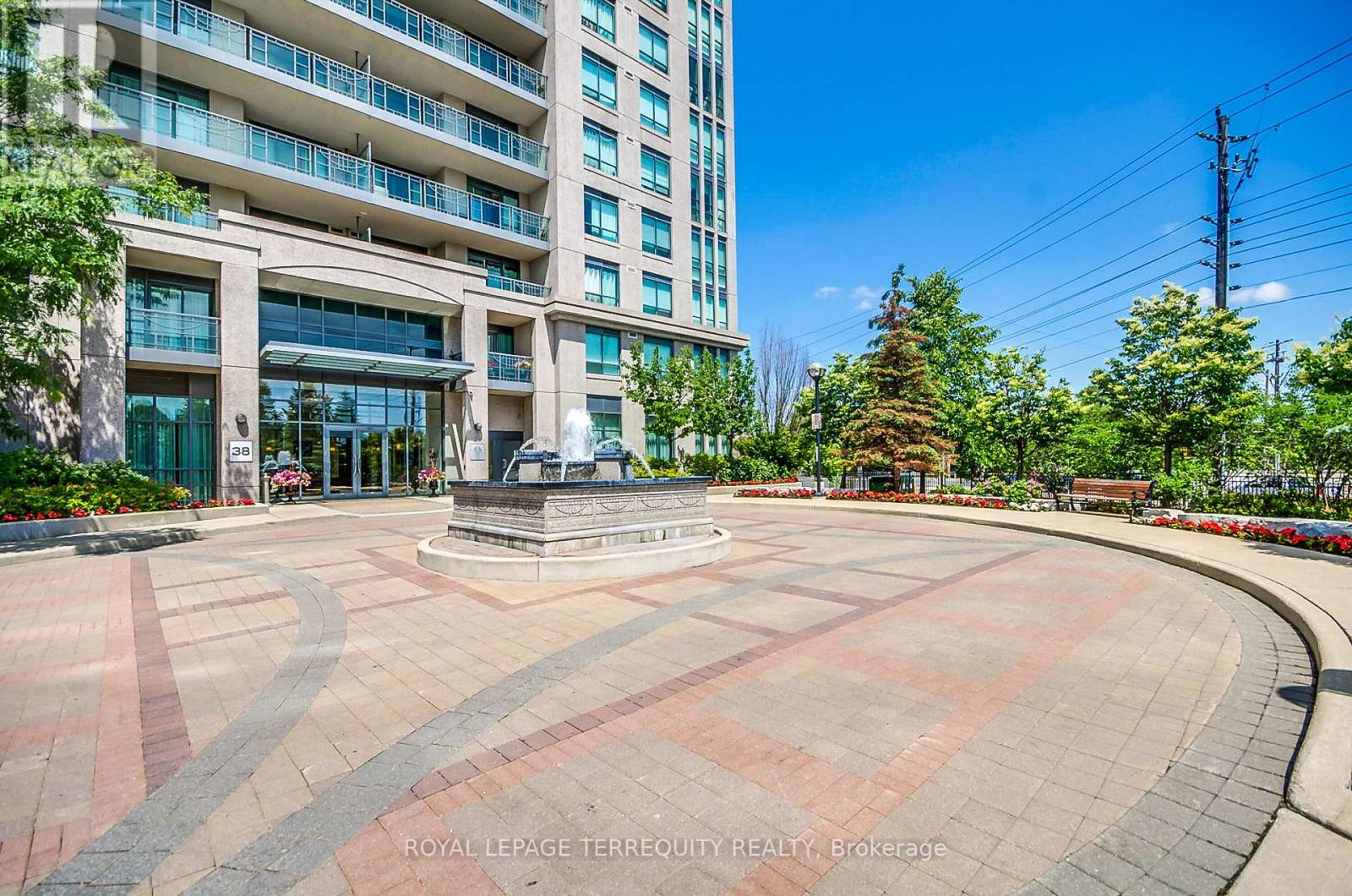 604 - 38 Fontenay Court, Toronto, Ontario  M9A 5H5 - Photo 2 - W12917936