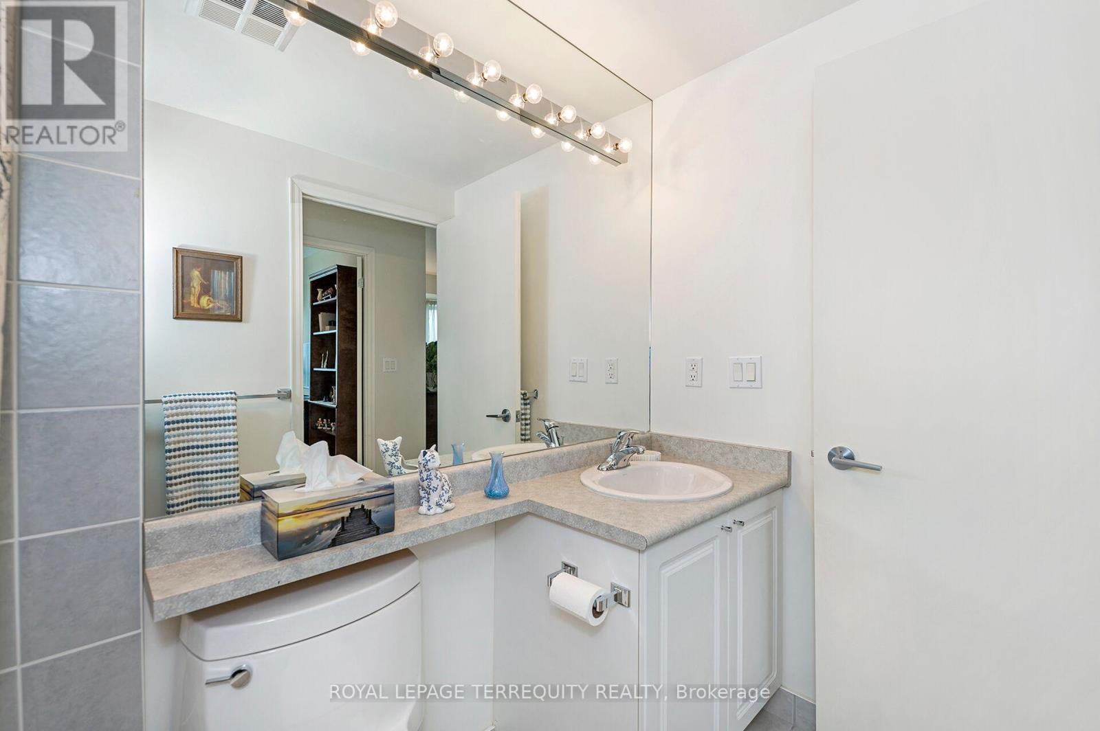 604 - 38 Fontenay Court, Toronto, Ontario  M9A 5H5 - Photo 26 - W12917936