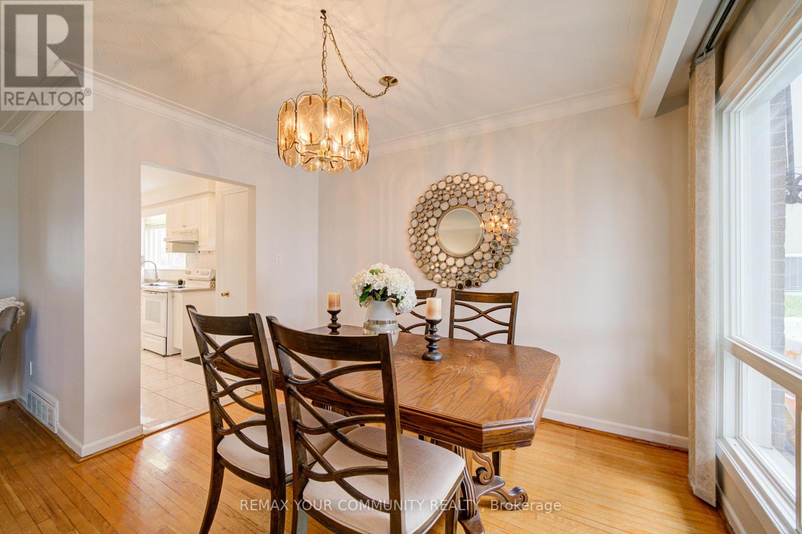 69 Wintergreen Road, Toronto, Ontario  M3M 2H9 - Photo 12 - W12917950